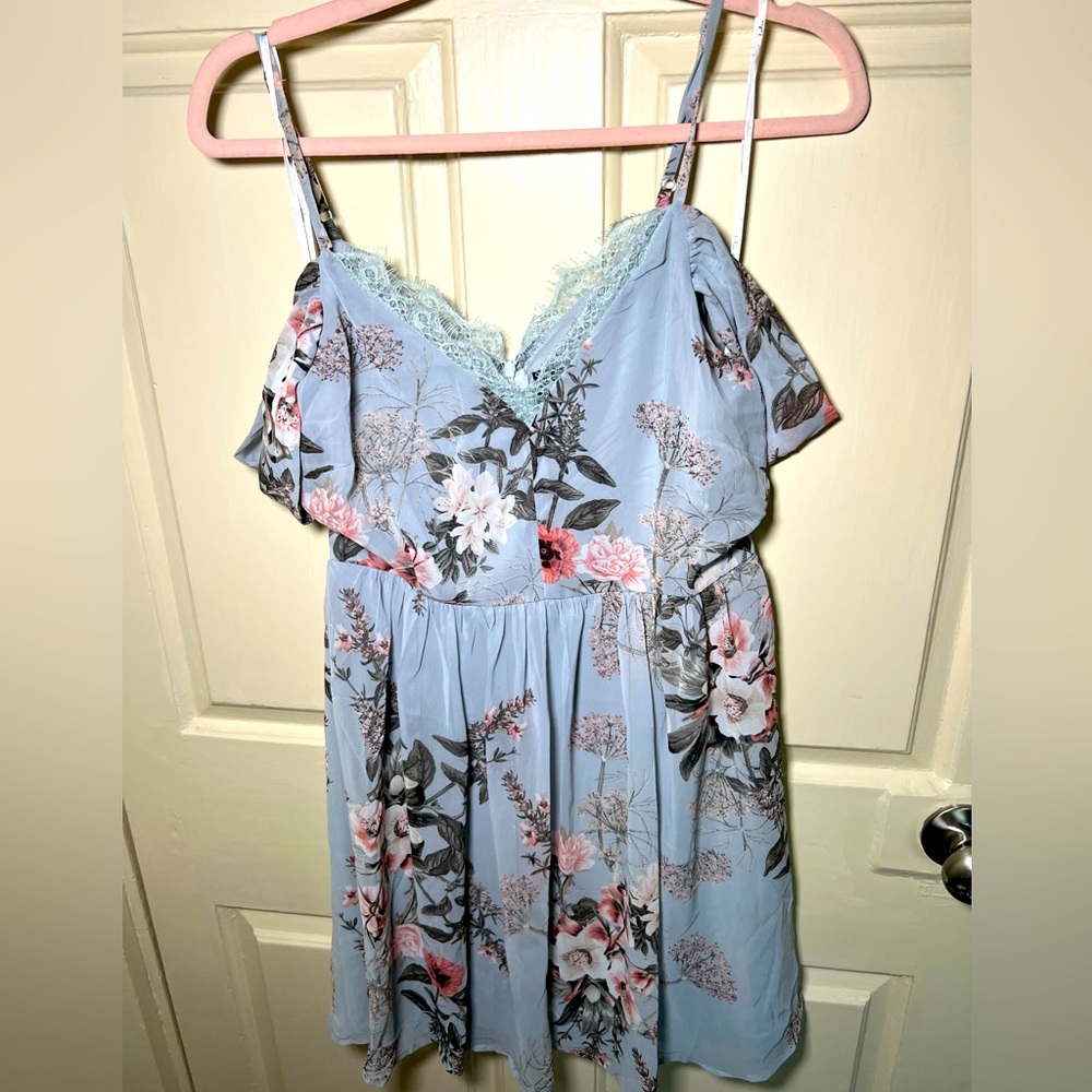 LULUS floral light blue dress